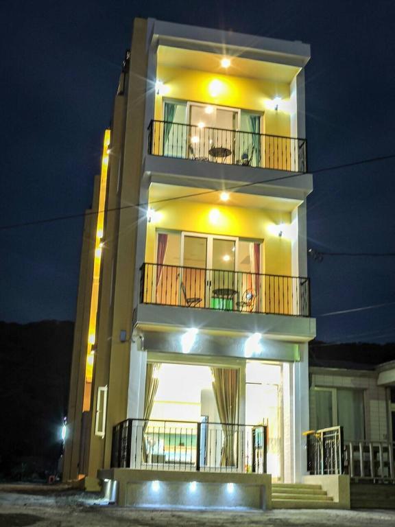 Tiffany Homestay Cape Eluanbi Εξωτερικό φωτογραφία